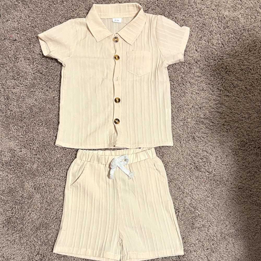 Cream Button-Up Shirt and Shorts Set